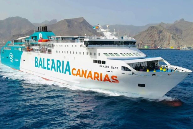 Baleària toma el control efectivo de Armas Trasmediterránea en Canarias