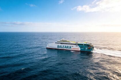 Baleària Canarias incorpora a su flota el nuevo fast ferry Mercedes Pinto