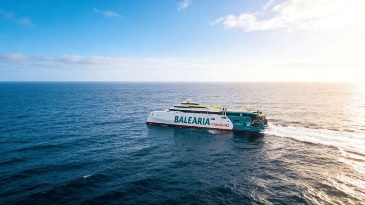 Baleària Canarias incorpora a su flota el nuevo fast ferry Mercedes Pinto