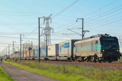 CargoBeamer aumenta la oferta intermodal de su servicio Calais-Perpiñán