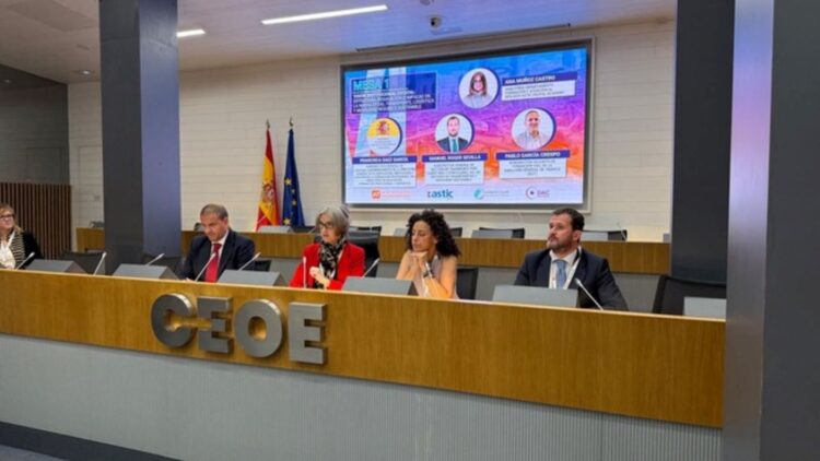 El Clúster Académico del Transporte y la Movilidad debatió la formación FP de conductores profesionales