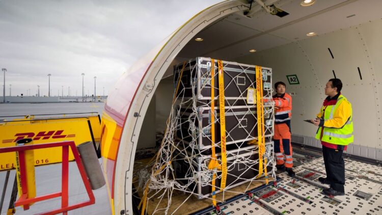 DHL Express inicia el transporte aéreo Heavy Weight Express para envíos de hasta 3.000 kg