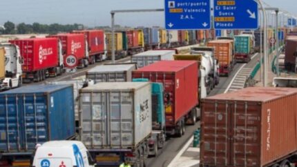 Más sobre los problemas del transporte en el Puerto de Valencia