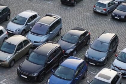 La falta de planificación encarece hasta un 30% el transporte de vehículos