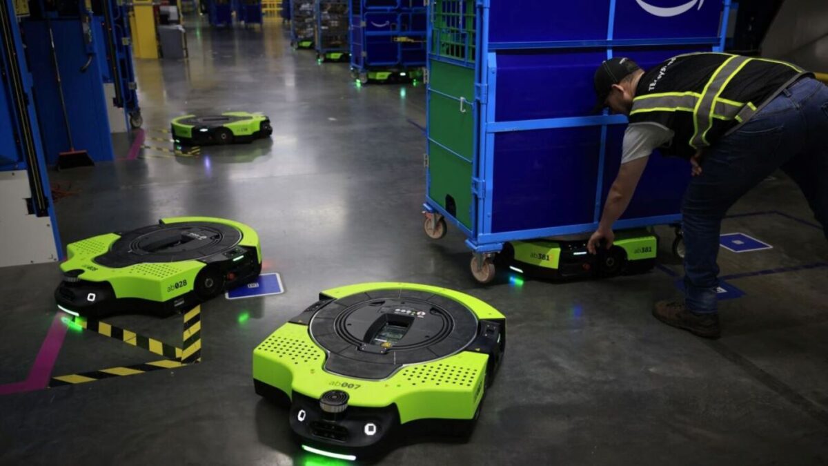Inversión millonaria de Amazon en robotizar sus almacenes europeos y creación de miles de empleos