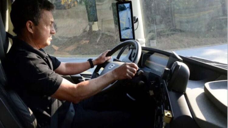 El primer camionero brasileño llegará a Polonia la próxima semana