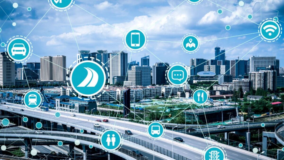 El Consejo de Ministros aprueba el nuevo marco para los Sistemas Inteligentes de Transportes. Foto: DGT El Consejo de Ministros aprueba el nuevo marco para los Sistemas Inteligentes de Transportes