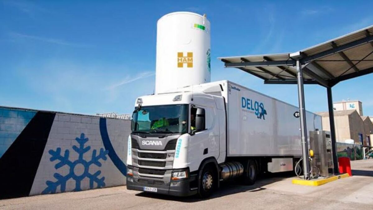 DELGO, primera empresa de transporte española con todos su camiones a biometano