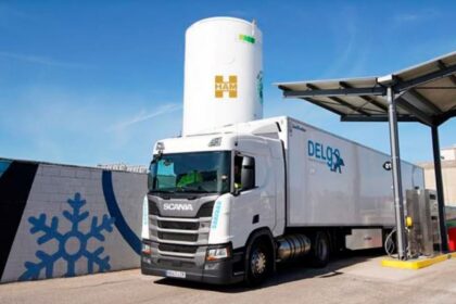 DELGO, primera empresa de transporte española con todos su camiones a biometano