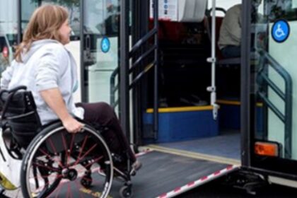 a participación de las personas con discapacidad es clave para avanzar en un transporte más accesible