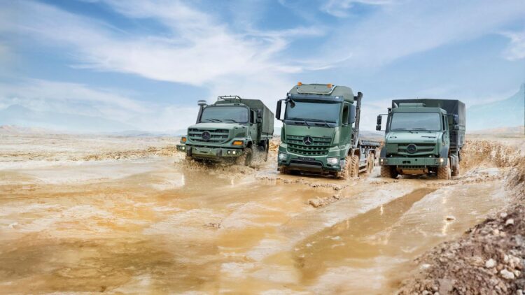 Daimler Truck presenta su gama de camiones para la defensa en Eurosatory 2026.