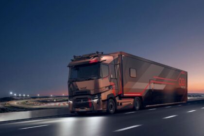 El nuevo sistema de propulsión de Renault Trucks mejora la eficiencia de combustible hasta un 4%
