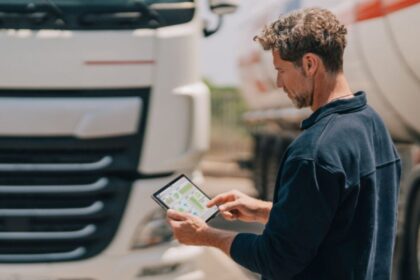 Estudio de digitalización de flotas 2026: el control de costes y la IA marcan los retos de las empresas de transporte