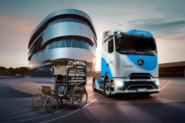 Exposición especial "130 años de vehículos comerciales" en el Museo Mercedes-Benz