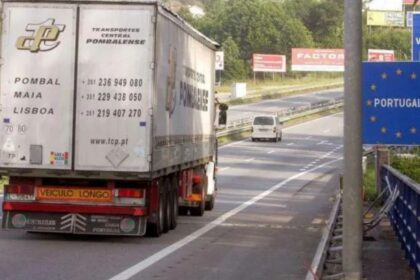 Fenadismer denuncia a Portugal por el IVA de los peajes a los transportistas españoles