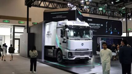 El Gobierno chino quiere muchos más camiones eléctricos en sus carreteras