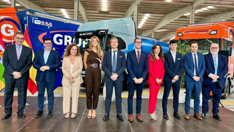 Inauguración del Ecoparking Seguro del Grupo Arnedo en Villar de Arnedo. Fotos