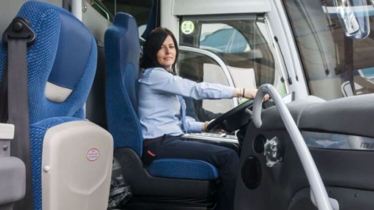 Avanzan los trámites para la jubilación anticipada de los conductores profesionales de autobuses