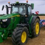 John Deere actualiza los tractores 6R de bastidor grande y extra grande. Fotos y vídeo