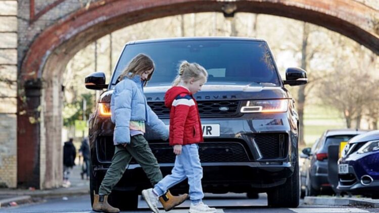 Más coches SUV pueden eliminar hasta el 14% de las plazas de aparcamiento en Europa