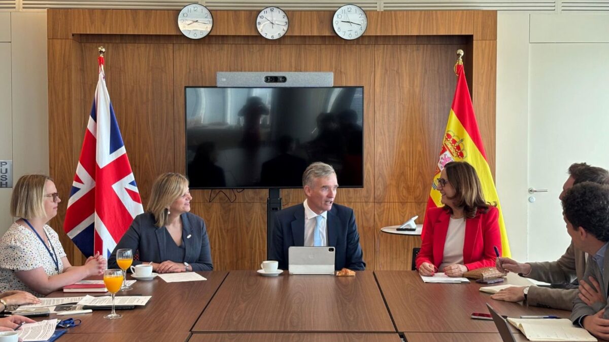 Foto: Embajada Británica Madrid Reino Unido y España firman el Diálogo Anual bilateral de Transporte