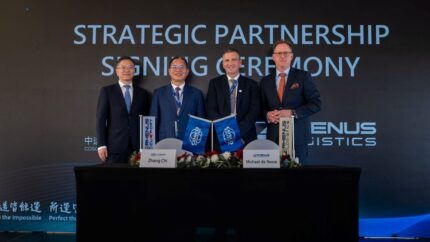 Rhenus y COSCO SHIPPING Specialized Carriers Co., Ltd sellan una alianza estratégica
