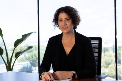En la Radio de Diario de Transporte: Esther Pérez Soto, directora de Sostenibilidad de Correos Express