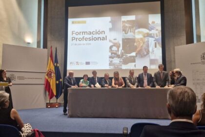 ASTIC participa en la creación del Hub del Transporte por Carretera para impulsar una Formación Profesional para el sector