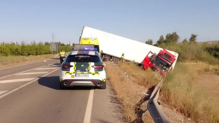 Detenido un camionero accidentado en Zaidín por septuplicar la tasa de alcohol