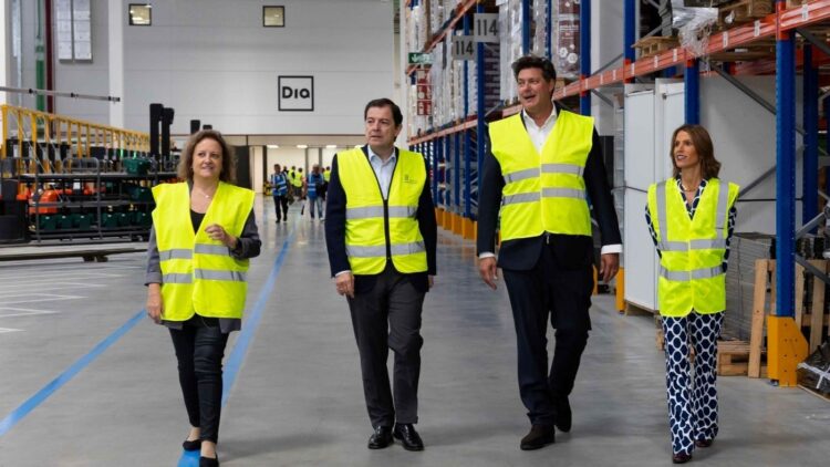 Dia inaugura un nuevo centro logístico en Villadangos del Páramo