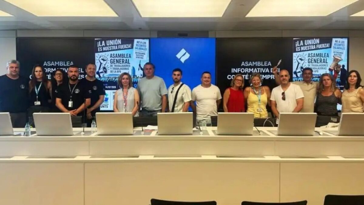 El comité de empresa de la Autoridad Portuaria de Barcelona anuncia movilizaciones. Foto: Coordinadora de Trabajadores del Mar El comité de empresa de la Autoridad Portuaria de Barcelona anuncia movilizaciones