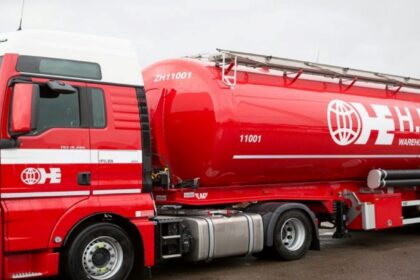 La empresa de transporte belga H.Essers adquiere el distribuidor estadounidense Palmer. Vídeo