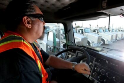 La iniciativa "Freedom Haulers" de Donald Trump para incorporar militares como camioneros. Vídeo