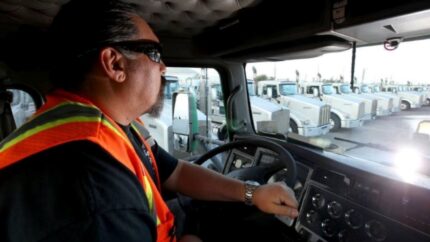 La iniciativa "Freedom Haulers" de Donald Trump para incorporar militares como camioneros. Vídeo