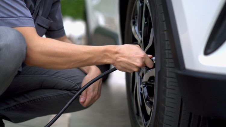 Los 7 descuidos con el coche que pueden disparar el coste de las vacaciones antes incluso de arrancar