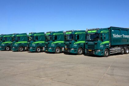 Nieboer Transport moderniza su flota con siete camiones Scania Super