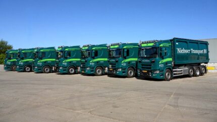 Nieboer Transport moderniza su flota con siete camiones Scania Super