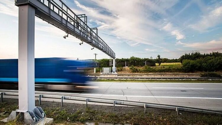 Nuevo acuerdo sobre peajes y emisiones para camiones y autobuses en la Unión Europea