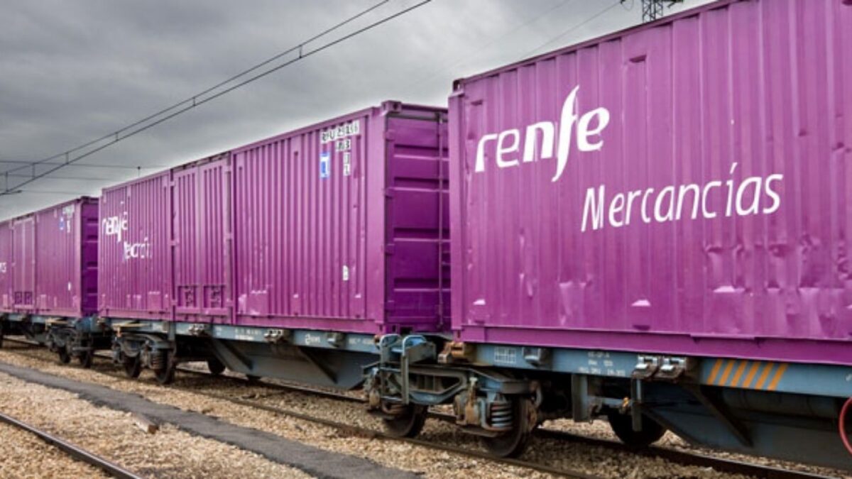 Renfe Mercancías revalida la certificación SQAS de transporte de productos químicos