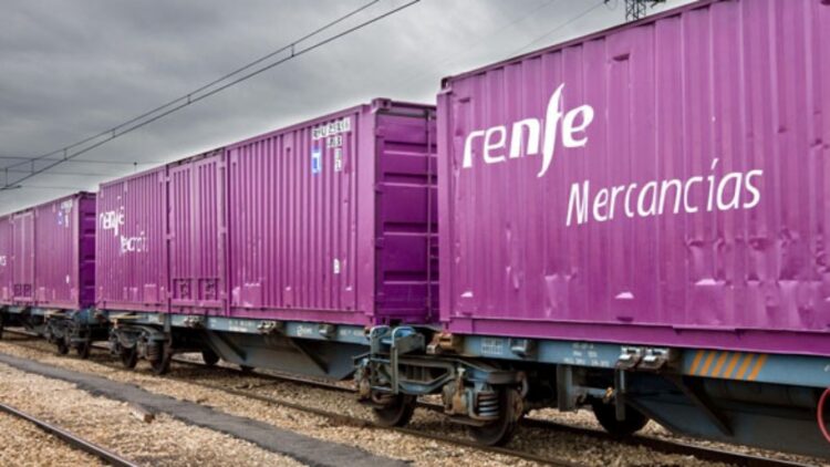 Renfe Mercancías revalida la certificación SQAS de transporte de productos químicos