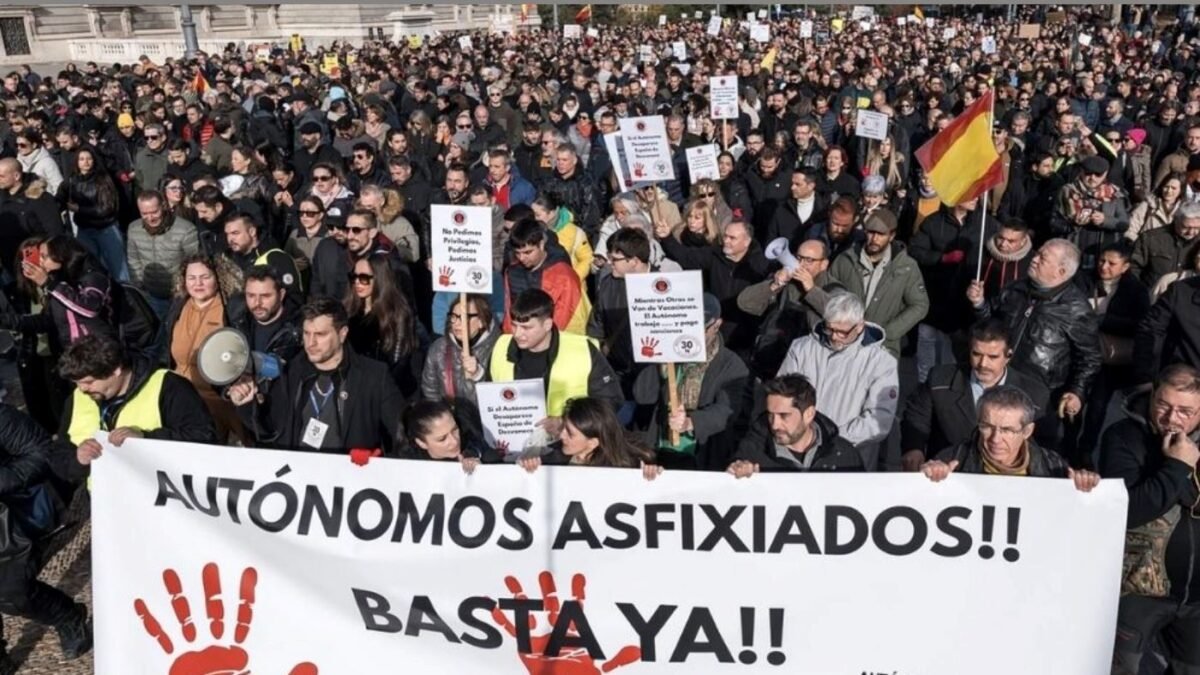 Un autónomo con custodia compartida, al borde de la asfixia financiera por el impago unilateral de su mutua de accidentes. Foto: Manifestación de autónomos en Madrid Un autónomo con custodia compartida, al borde de la asfixia financiera por el impago unilateral de su mutua de accidentes