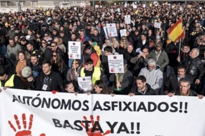 Un autónomo con custodia compartida, al borde de la asfixia financiera por el impago unilateral de su mutua de accidentes
