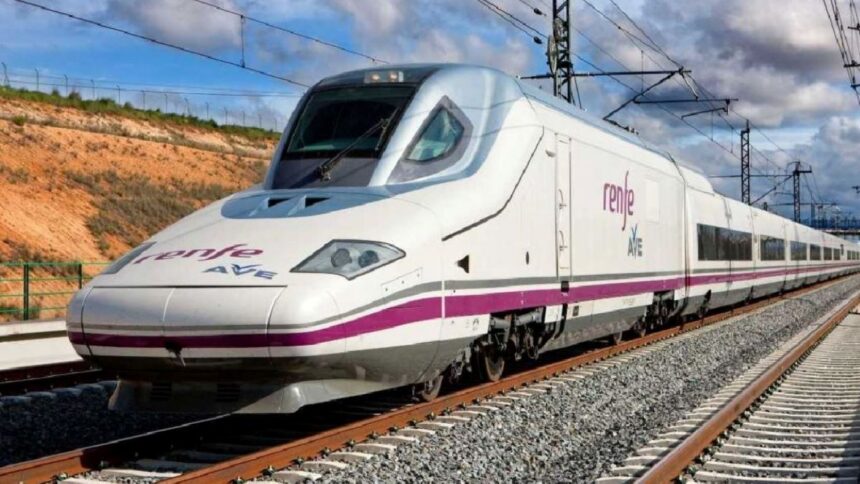 Direbús cuestiona el sobrecoste manifestado por Renfe por no tener autobuses propios