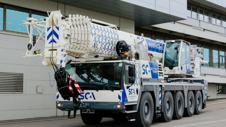 Southern Cranes & Access incorpora a su flota una grúa Liebherr LTM 1150-5.3 y una LTM 1300-6.4