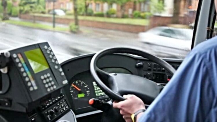 Un informe de la Seguridad Social constata índices elevados de morbilidad de las y los conductores de autobús